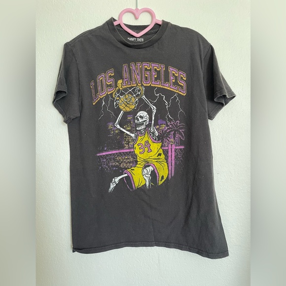 🏀Los Angles Graphic Tee🏀 - Picture 1 of 4